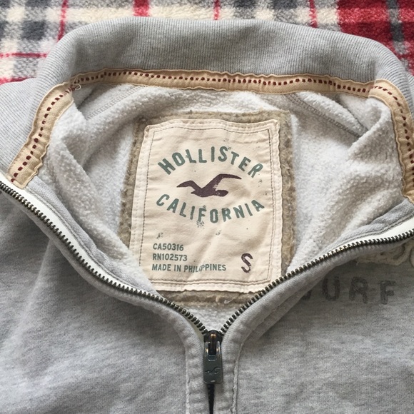 Gray Hollister Sweatshirt - Picture 2 of 3